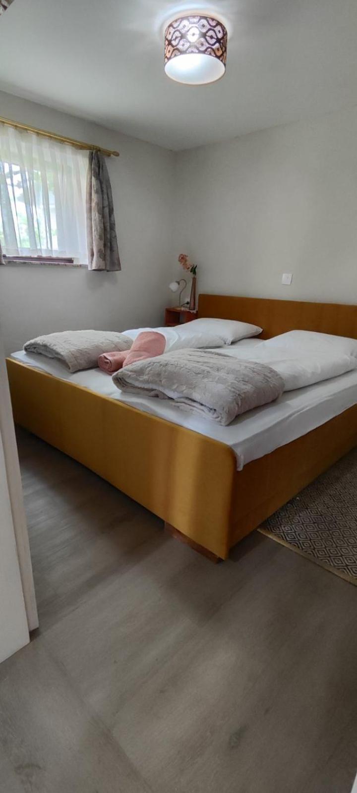 Begova Kuca-Velika Kladusa Exteriör bild