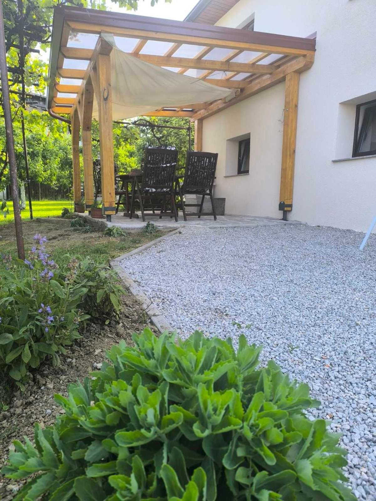 Begova Kuca-Velika Kladusa Exteriör bild